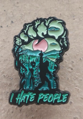 Alien bigfoot metal enamel pin - bigfoot,
