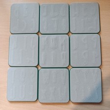 Sizzix - Sizzlits The Grinchiest Alphabet Die Set - Upper and lower case