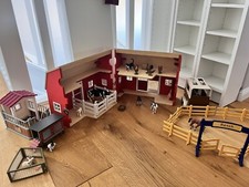 Schleich Barn 42170 Retired w/