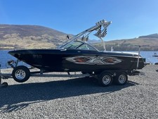 MasterCraft X2 wakeboard boat - low hours and top spec