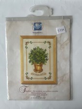 Vervaco Verachtert Counted Cross Stitch Kit 'Petroselinum"