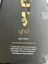 GHD Professional Styler Ceramic for Perfect Curls and Straightener. Box Damaged