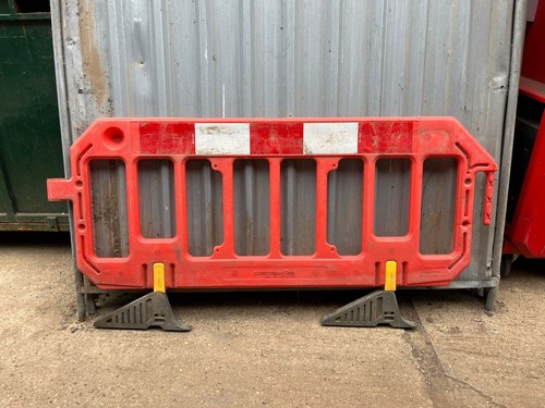 Chapter barriers 2m x 1m - chapter,