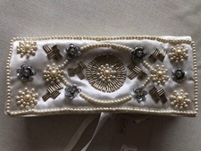 Pearl and jewel jewellery roll