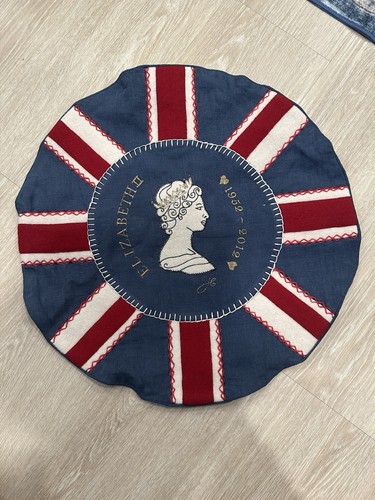 Jan constantine round pillow - constantine,