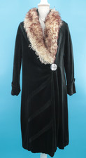 VTG Women's 20s 30s Black Side