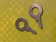 130497 x 2 IKEA Key for lock