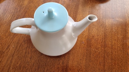 Poole pottery twintone sky - poole,