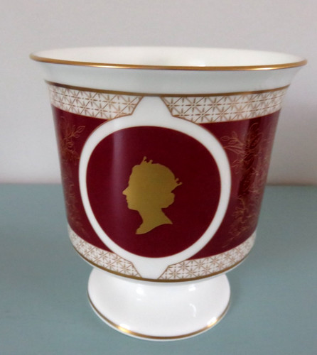 Coalport queen elizabeth 40th - coalport,