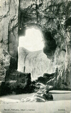 1930s postcard Natural Arch Lydstep TENBY Pembrokeshire