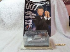 FABBRI JAMES BOND BMW 750iL "TOMORROW NEVER DIES " NIB with magazine.