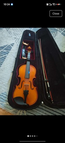 Violin with bow and case - , for
