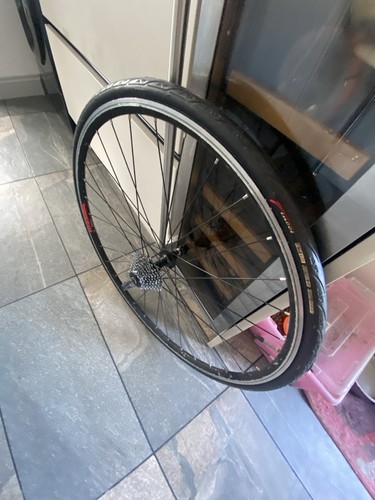 Black 700c carrera rear wheel - 700c,