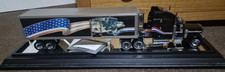 Franklin Mint 379 Peterbilt "The Ultimate Big Rig"  & 40ft Fridge Trailer 1:32