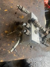 Hydraulic  Valve Block, 4