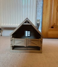 Sylvanian Families Stable And