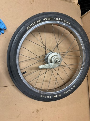 Schwinn stingray bicycle - 20",