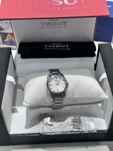 Tissot boxed quartz - boxed, watch