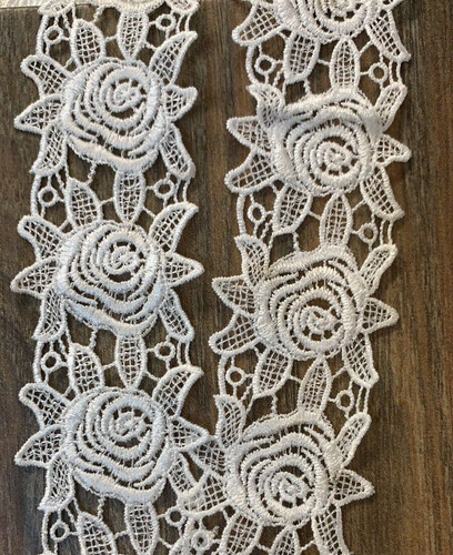Roses ivory cotton guipure - roses,