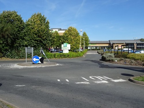 Photo 6x4 roundabout near - 6x4,