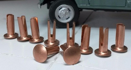 Land rover copper - rover, rivets