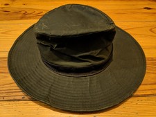 Barbour MEN'S Khaki Green