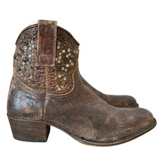  Frye Vintage Brown Leather Deborah Studded Western Ankle Boots