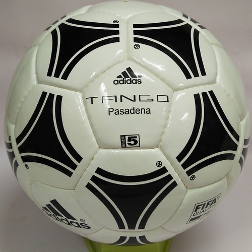 Adidas tango pasadena fifa - pasadena,