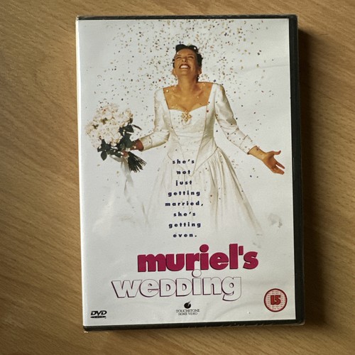 Muriel wedding genni - wedding,