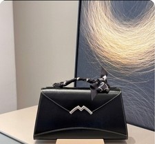 MOYNAT Gabrielle Clutch Black
