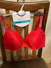 Underwired, Padded Plunge Bra