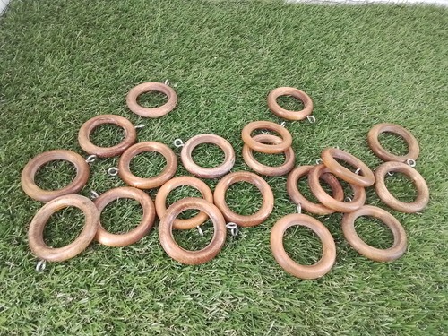 Wooden curtain rings brown - curtain,