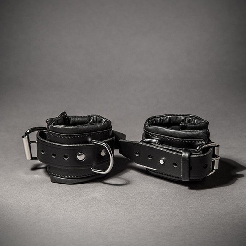 Fetters premium padded leather - fetters,
