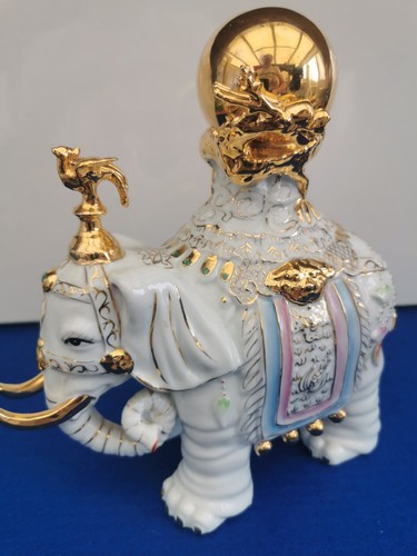 Porcelain hand painted - hand,