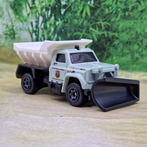 Matchbox snow plow - snow, gritter