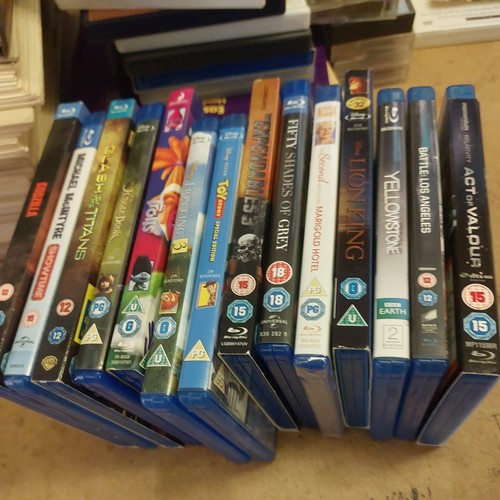 Blu ray movie bundle job - 14,
