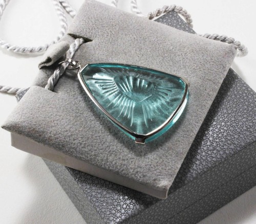 Lalique ice light green - lalique,