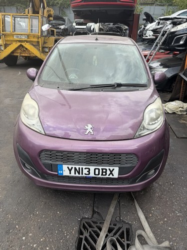 Peugeot 107 breaking purple - 107,