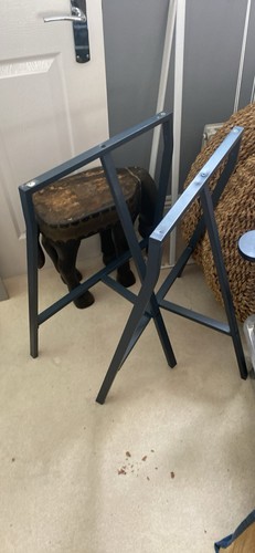 Desk top and trestle - top,