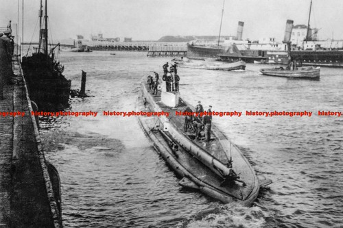 F003661 german submarine - german, 29