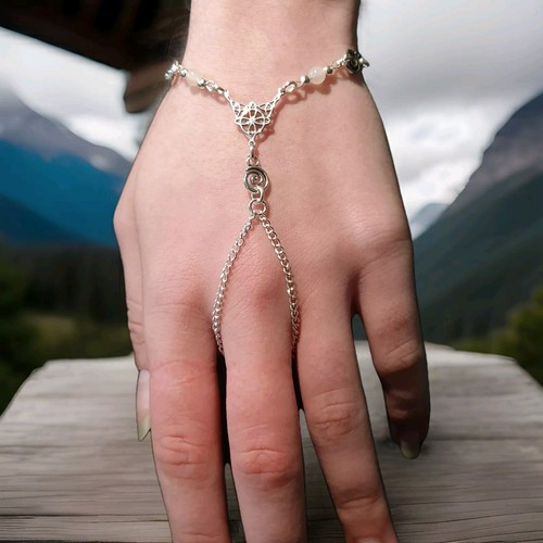 Celtic witch knot - knot, with