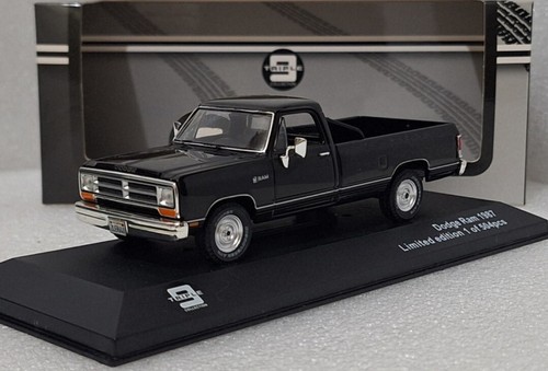 Dodge ram 1987 black 43 - black, 1:43