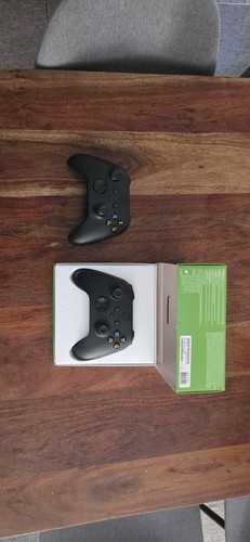 Xbox controllers bundle - x2,