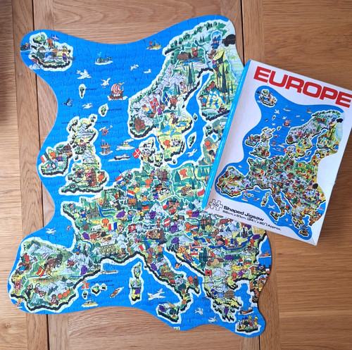 Vintage jig map style shaped - vintage,