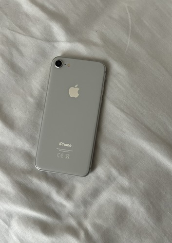Apple iphone white - 85%, bh