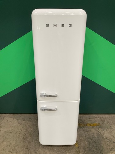 Smeg 331l fridge freezer d - smeg,