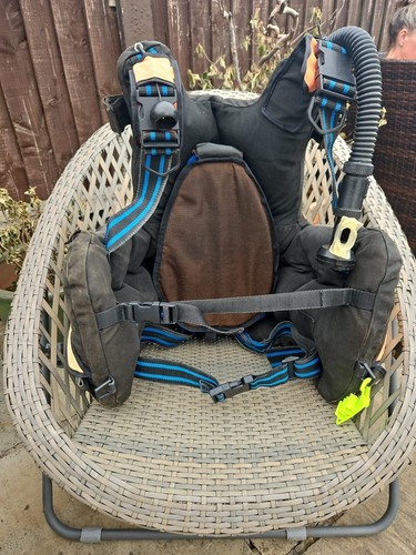 Buddy commando bcd size - buddy, l