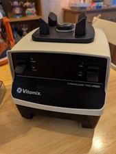 Vitamix VM0104 2-Speed Blender