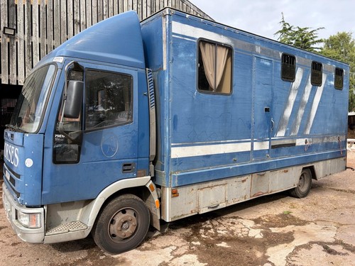 Iveco 75e15 horsebox living - 75e15,