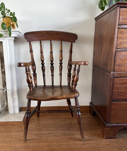 Beautiful antique windsor - antique,